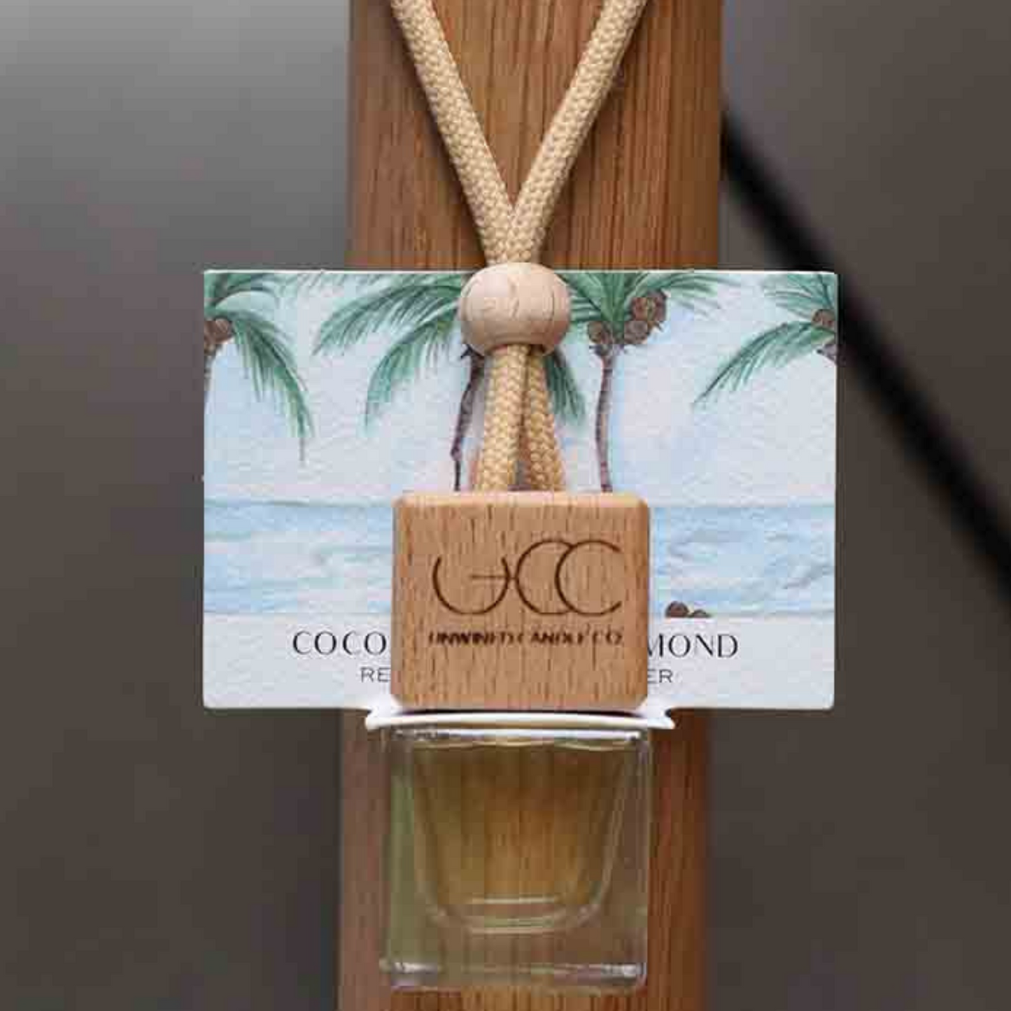 Coconut Husk & Almond